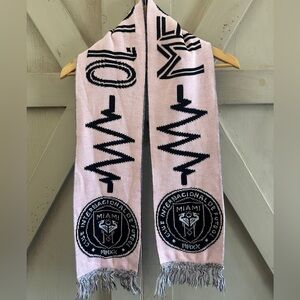 Inter Miami CF Messi Pink Soccer Scarf MLS Fan Knit Fringe Supporters Scarf